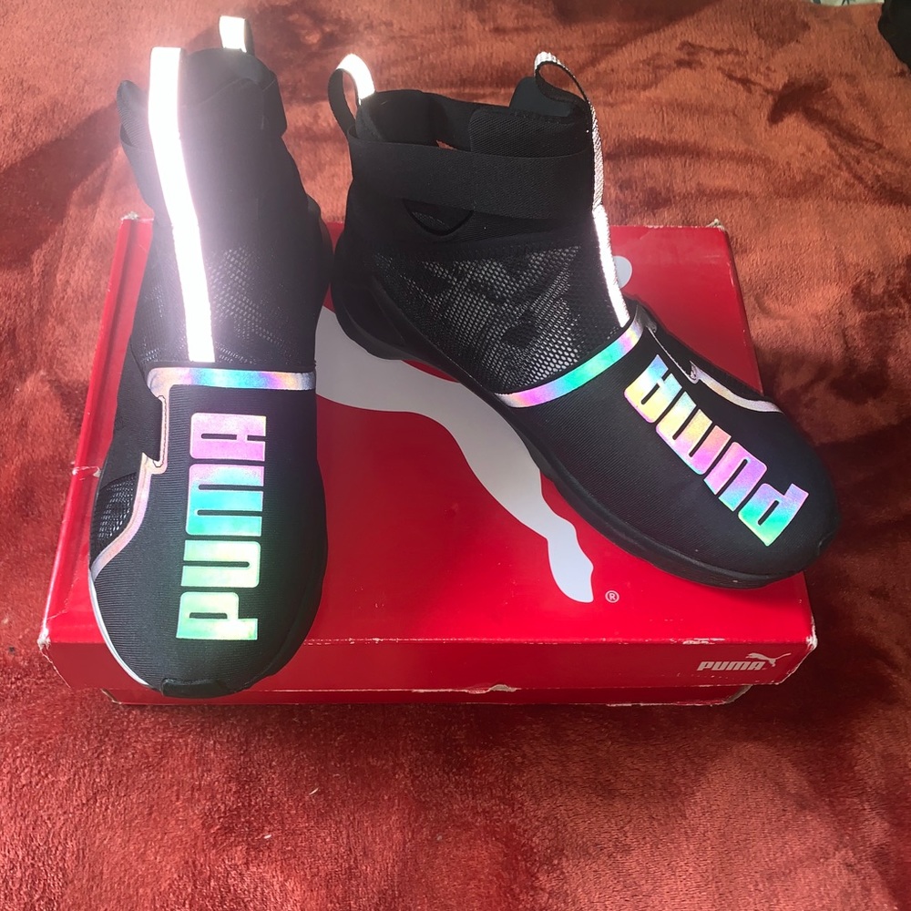 Puma Black Strap Swan